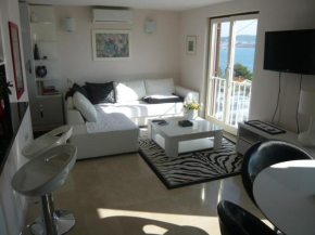 Отель G&B Apartments  Трогир